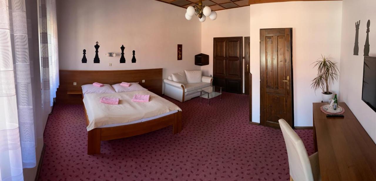 Pension Falko Чески-Крумлов Экстерьер фото