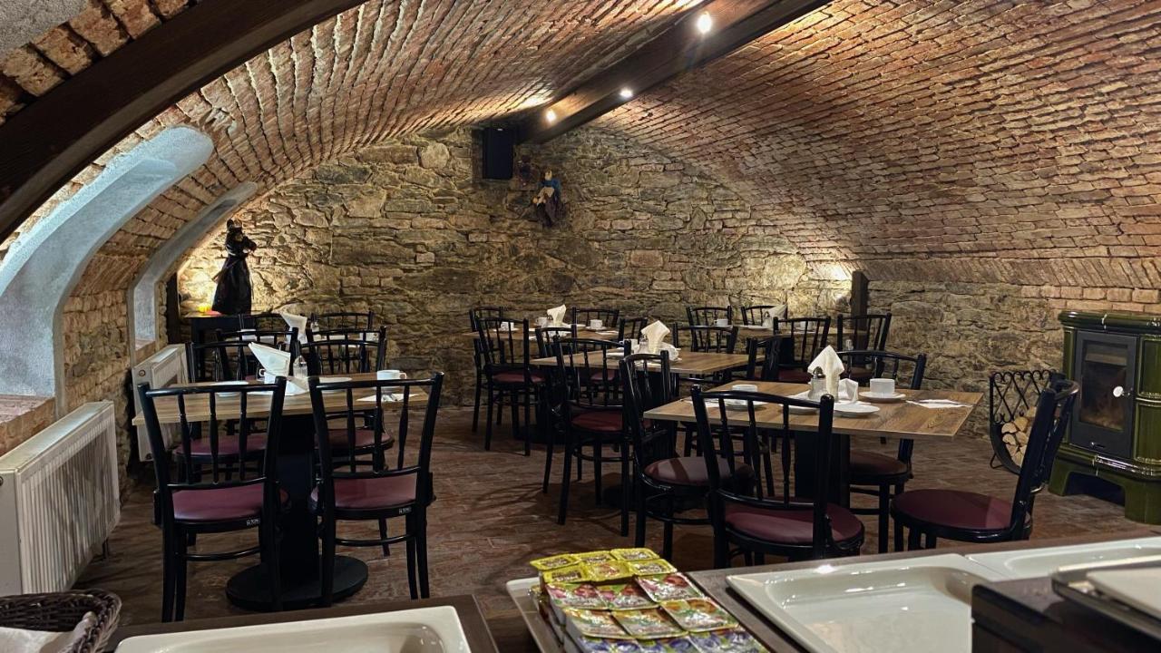 Pension Falko Чески-Крумлов Экстерьер фото