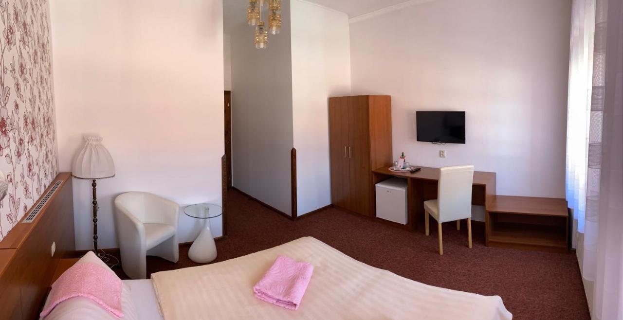 Pension Falko Чески-Крумлов Экстерьер фото