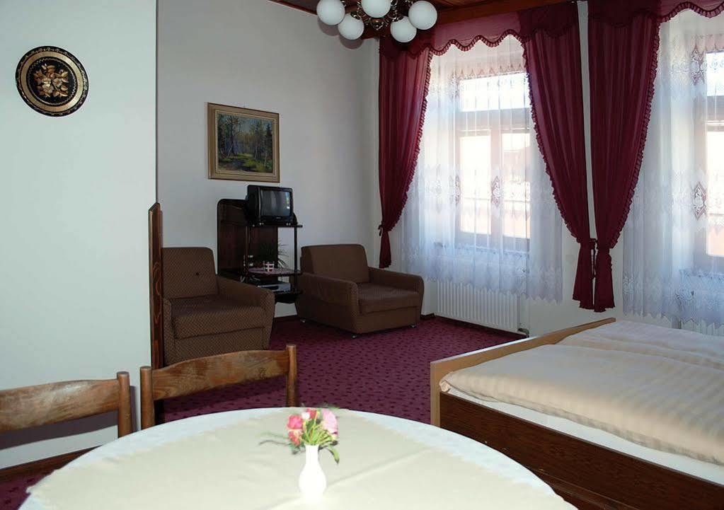 Pension Falko Чески-Крумлов Экстерьер фото